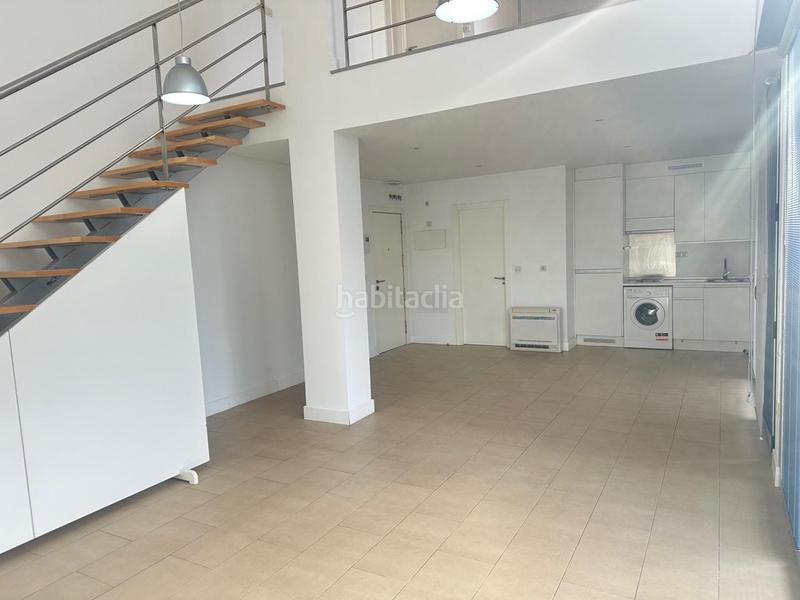 Foto 80d36ee3-0d69-4a14-820d-9116c02406a6. Dúplex amb calefacció aparcament a Cuatro Vientos Madrid