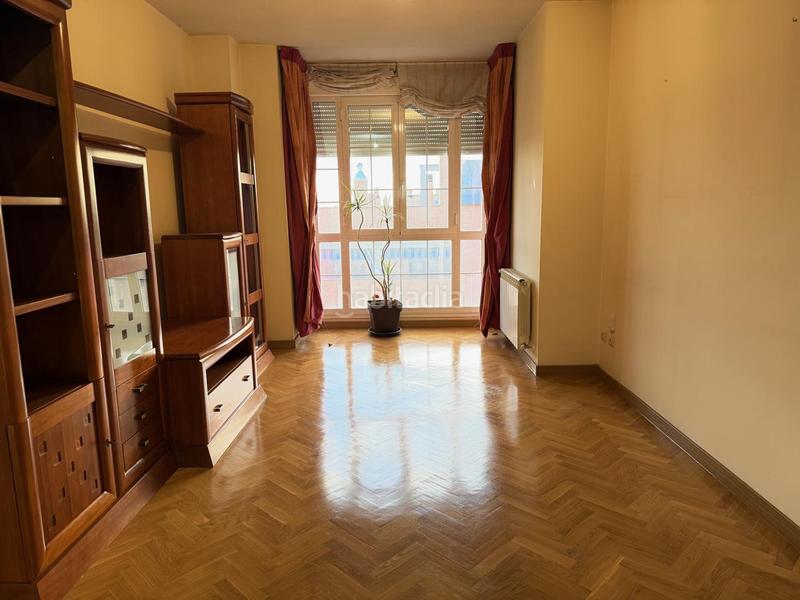 Foto 0ae0e696-aa87-4660-a4f9-d57d67ea1324. Location appartement avec chauffage parking piscine dans Madrid