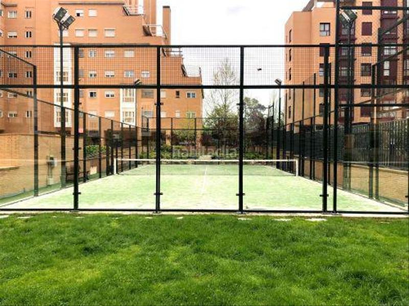 Foto 3b7e2464-652d-4519-a16a-5bba49e7661d. Miete etagenwohnung mit heizung parking pool in Cuatro Vientos Madrid