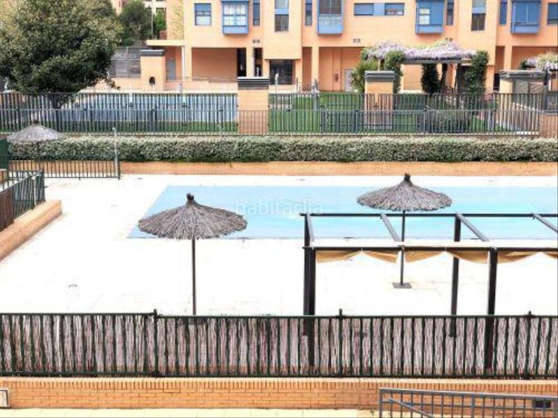 Foto c8f7423f-a23b-4260-8a2c-30e3e8217977. Miete etagenwohnung mit heizung parking pool in Cuatro Vientos Madrid