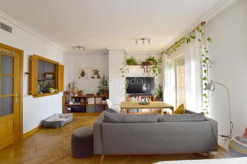 Foto 4b9f84fc-da3e-4a3f-bfeb-3e9c5bed7d1f. Affitto attico con piscina in Legazpi Madrid