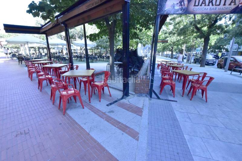 Foto c6e67a4c-27d1-4810-acf1-716e5ad3c7df. Pas-de-porte local commercial dans Imperial Madrid