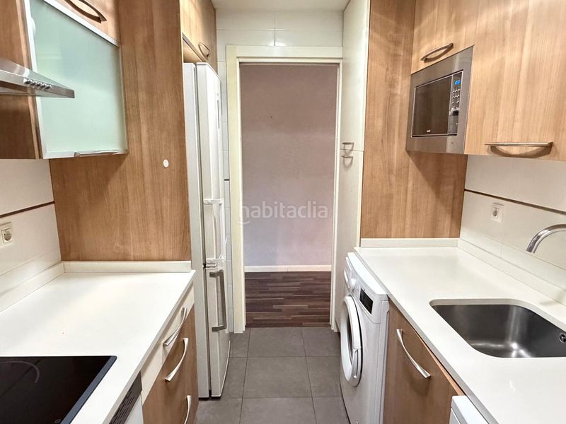 Foto 8cf007cd-d573-49ea-81a1-2b0ca575da21. Pis amb calefacció a Zona Centro Joven Alcorcón