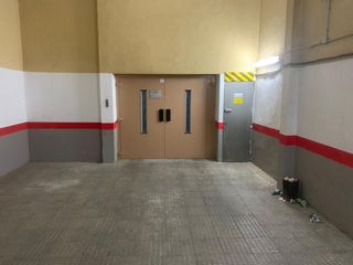 Miete Autoparkplatz  De embajadores