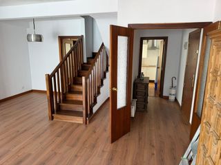 Miete Etagenwohnung  Calle de rodas