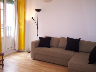 Miete Etagenwohnung  Calle de la primavera