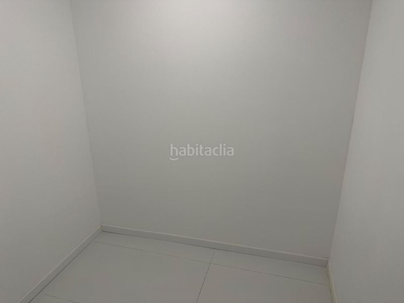 Foto fb7cde18-0e83-480a-8cec-c28c2efb9d7b. Piso en Vista Alegre Madrid