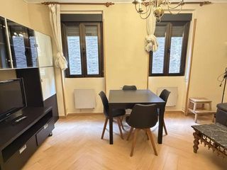 Location Appartement  Calle san cosme y san damián