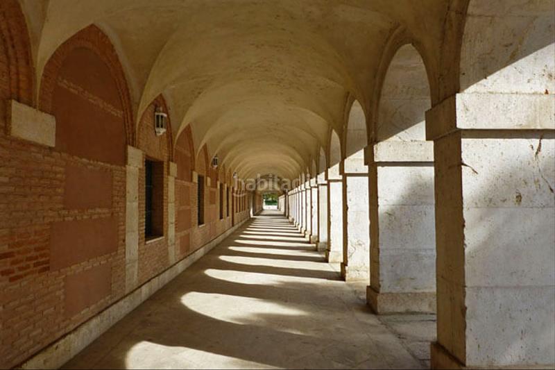 Foto 44f087b1-eae2-43d8-b623-2325b39b45a3. Chalet with fireplace heating parking pool in nuevo Aranjuez-ciudad de las artes Aranjuez