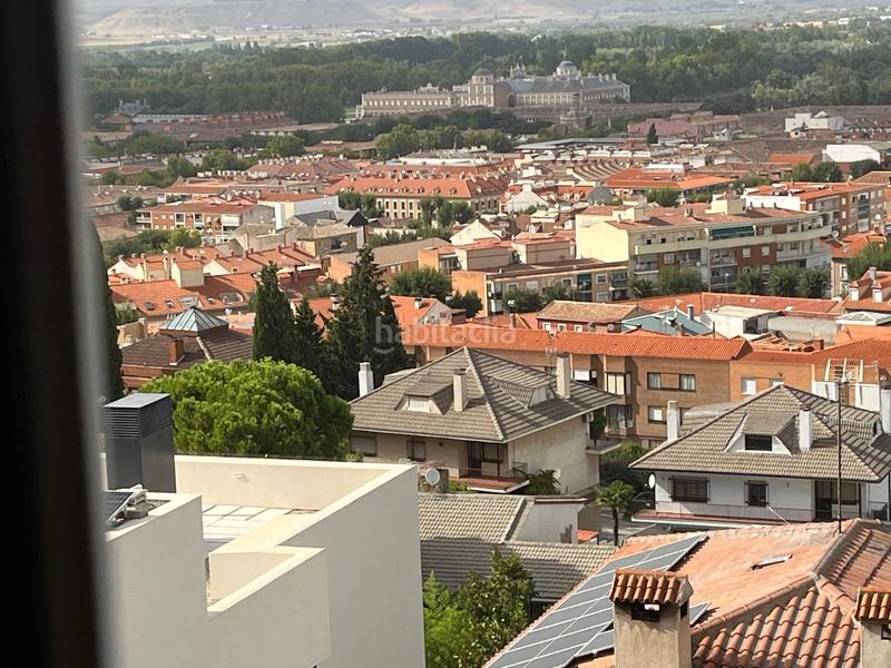 Foto 63ec5026-ecb3-4f96-ba71-d9d6f091bf3e. Chalet with fireplace heating parking pool in nuevo Aranjuez-ciudad de las artes Aranjuez