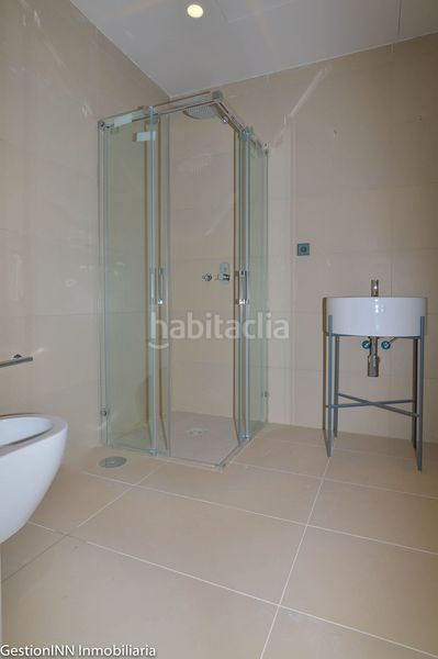 Foto 097944fb-d73d-40fa-b618-72ca9136e9a1. Lloguer pis amb calefacció aparcament piscina a Almagro Madrid