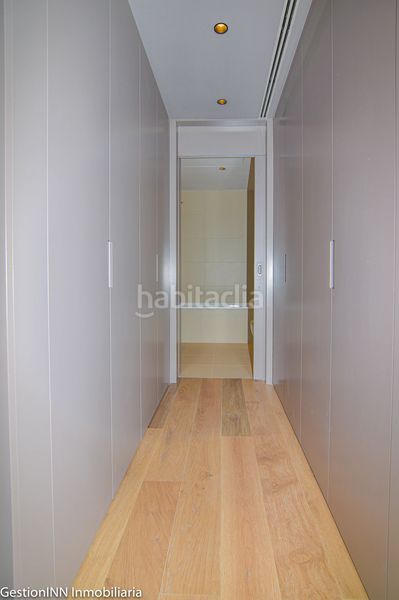 Foto 6e56b311-faa3-4da0-bc17-ddeba1c98154. Lloguer pis amb calefacció aparcament piscina a Almagro Madrid