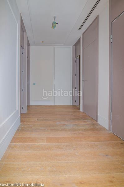 Foto f68338e2-d0e6-4e63-9e6f-0473831d9d55. Lloguer pis amb calefacció aparcament piscina a Almagro Madrid