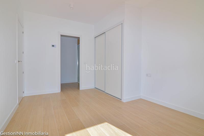 Foto 7fe3b87e-34fc-413a-bae8-b16e4e2ed2a7. Alquiler casa pareada chalet a estrenar en Centro Villanueva del Pardillo