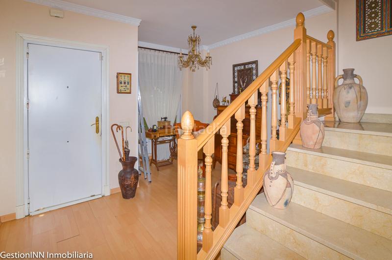 Foto 6d7993ab-4929-4677-b1e5-a818ec1bbc52. Casa adossada amb xemeneia calefacció aparcament a Villanueva del Pardillo