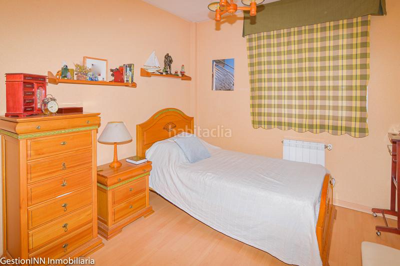 Foto 7e34cc25-063c-43ff-9616-007055e4e945. Casa adossada amb xemeneia calefacció aparcament a Villanueva del Pardillo