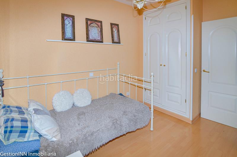 Foto bda3eaf2-dca0-435d-a7ae-e9602b28dd01. Casa adossada amb xemeneia calefacció aparcament a Villanueva del Pardillo