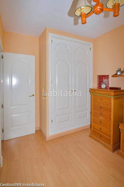 Foto 6e9dddec-f8a0-4988-9449-804e17049462. Maison jumelée avec cheminée chauffage parking dans Villanueva del Pardillo