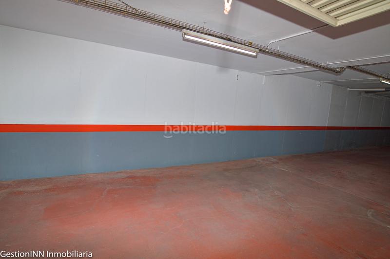 Foto cf72f7ed-8a09-4773-b2d4-b3363648e915. Maison jumelée avec cheminée chauffage parking dans Villanueva del Pardillo