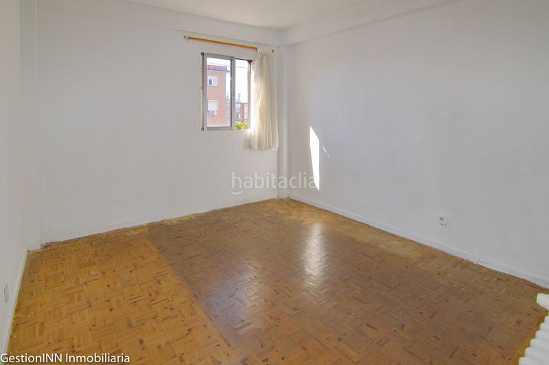 Foto 6b729c86-3af8-43fb-9fdf-9d5fb141c275. Flat with heating in San Pascual Madrid