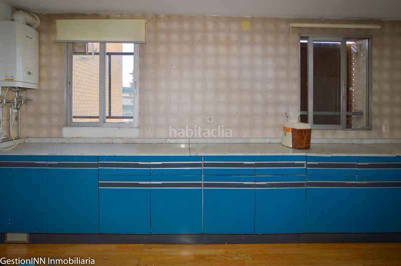 Foto a99d12aa-f6ce-43b0-aa44-43a98a3dedff. Flat with heating in San Pascual Madrid