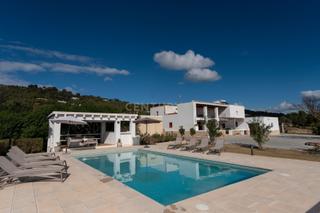Rent House in Es Cubells