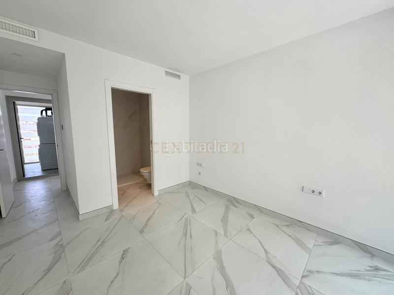 Foto 7f1bf859-2fe0-4d66-b201-40d726a352ba. Alquiler piso en Puig des Molins Ibiza