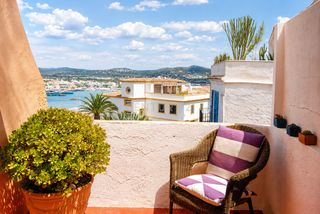 Maison à Carrer de joan roman, 11, ibiza, spain 11. En venta joya histórica en el corazón de dalt vila mucho más que