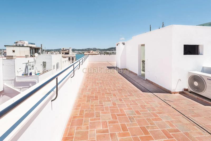 Foto f2e487c5-fbcb-4551-a364-1aa3d98aeb40. Apartment in carrer de castelar 12 in Dalt Vila-La Marina Ibiza