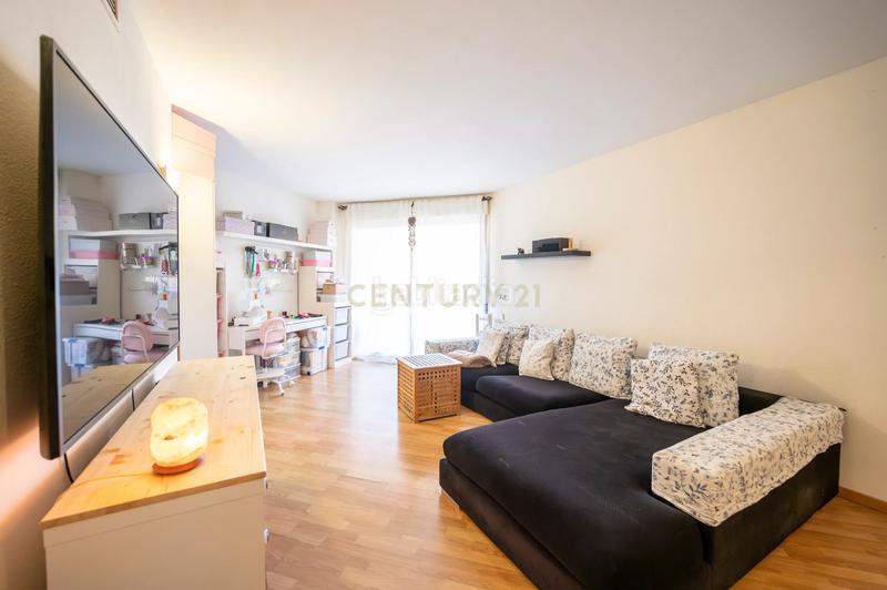 Foto 2a8e046c-180b-4f4f-b39a-5e905f3ba37a. Apartament a avinguda de sant jordi a Ses Figueretes - Platja d'en Bossa - Cas Serres Ibiza