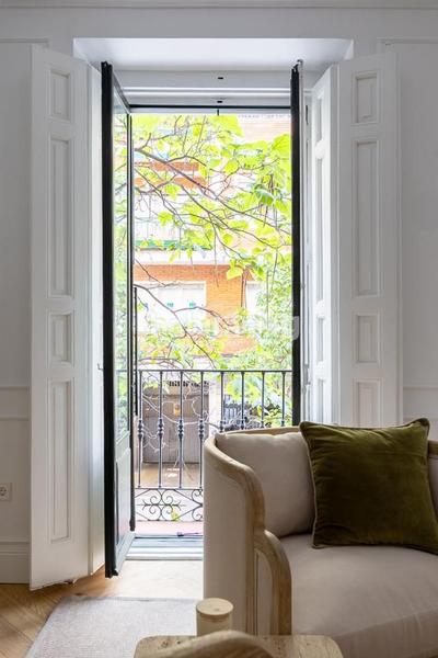 Foto 85495d1c-5eec-4373-8162-d4557e043357. Piso próximamente en Recoletos calle lagasca piso reformado y amueblado con un estilo único en Madrid