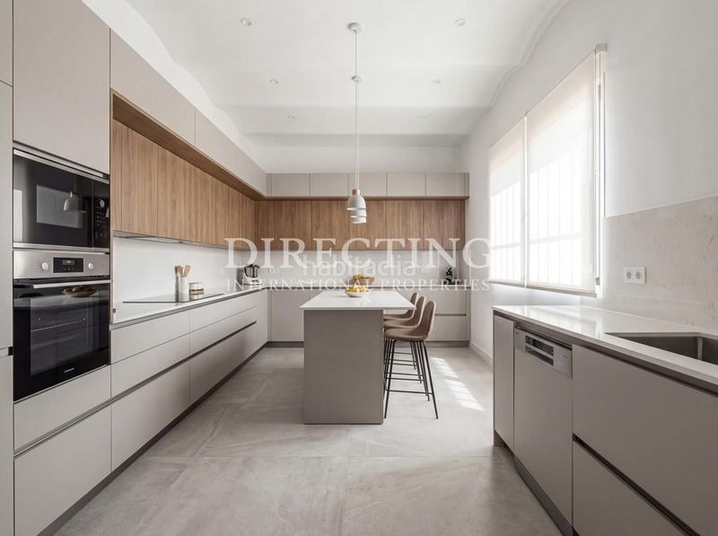 Foto 575d5bf9-5dd7-433c-ab2f-8d063fd0a687. Casa a Guindalera Madrid