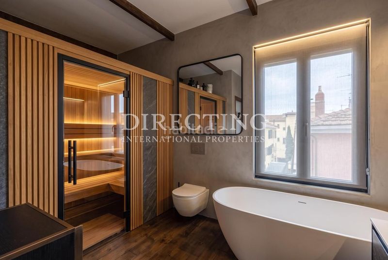 Foto 8da957e7-ac99-4d82-bd20-ec05f1ca5630. Casa a Guindalera Madrid