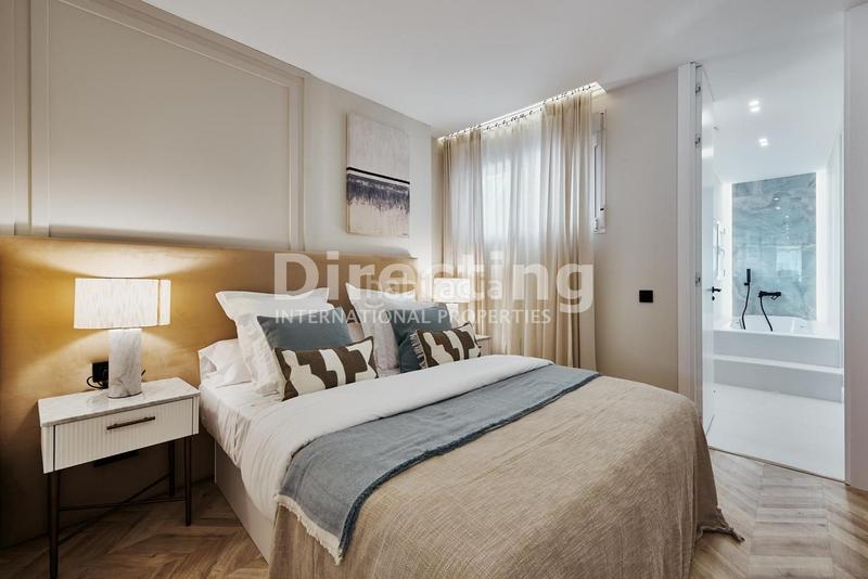 Foto ebb56adf-8d9d-409c-89ff-2e37df0dc036. Piso diego de león vivienda reformada y amueblada piscina comunitaria servicio de portería posibilidad de garaje en Madrid