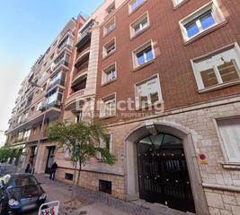 Appartement  De las mártires concepcionistas. Exclusivo piso en sexta planta en goya, exterior con terraza y c