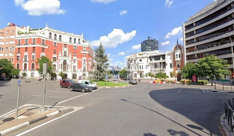 Foto db0575c9-64f9-49ae-931c-f0fcac802298. Etagenwohnung mit parking in Almagro Madrid