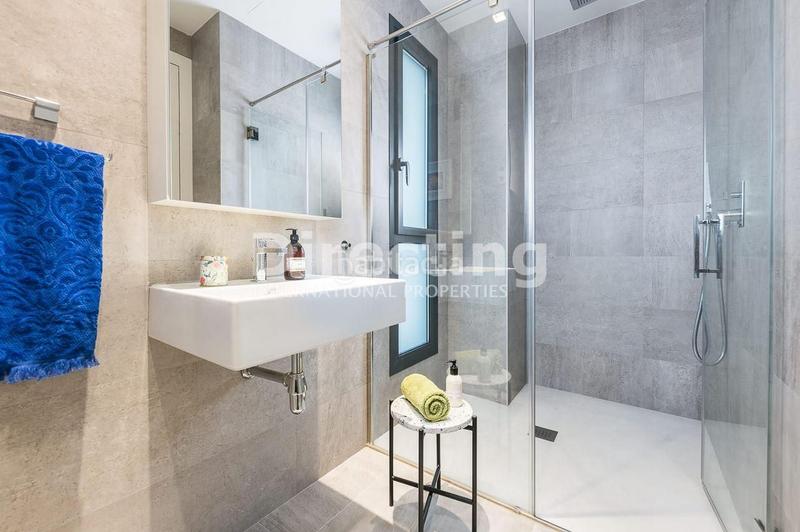 Foto 8b936afa-5edd-445b-a62f-df3564732473. Etagenwohnung mit heizung in Recoletos Madrid