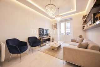 Dúplex  Del caballero de gracia. Inversión inteligente en el corazón de madrid! ático dúplex con