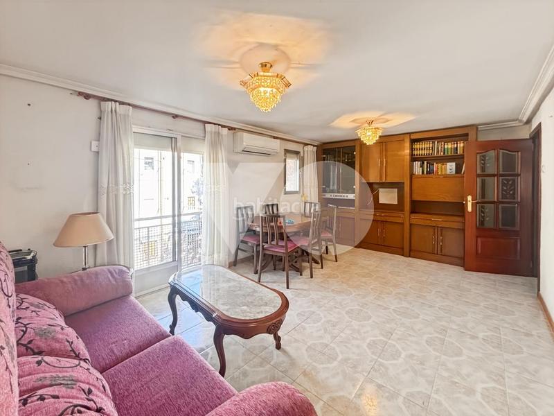 Foto f843fd00-c8b8-48c2-9382-ab3f4d634f40. Apartament amb calefacció a Simancas Madrid
