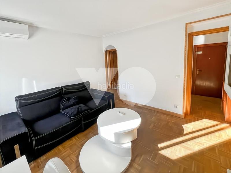 Foto 2dea3e30-73d1-46df-aff8-33b3bd22402d. Apartamento piso en venta en Simancas, san blas, en Madrid