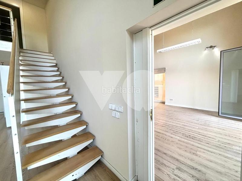 Foto 313a9c9e-cad7-4eb2-b007-2cca91540514. Alquiler oficina s en alquiler loft dúplex en Simancas en Madrid
