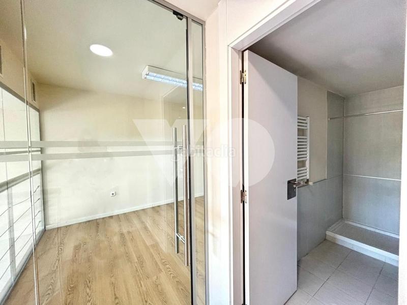 Foto 539d2969-1498-4ac6-b69f-026fe7bef728. Alquiler oficina s en alquiler loft dúplex en Simancas en Madrid