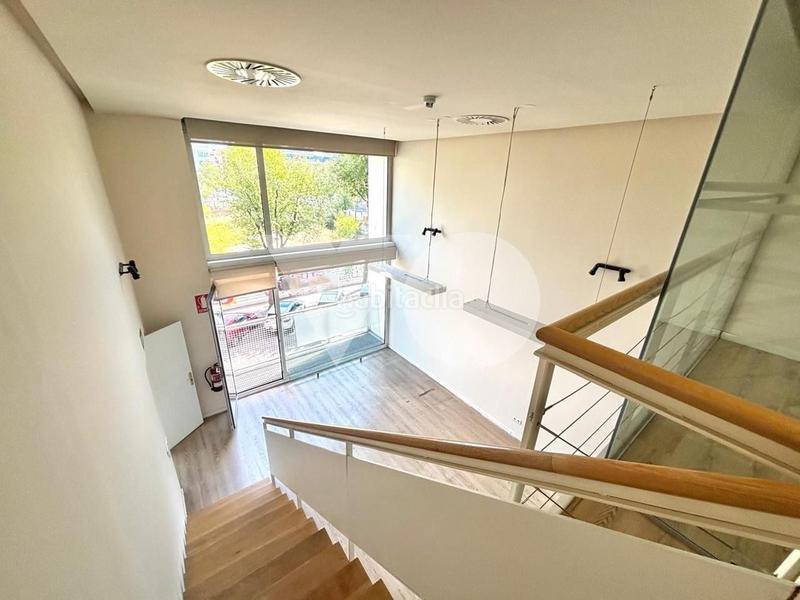 Foto d249002b-7621-465e-be98-2ee960e4390f. Alquiler oficina s en alquiler loft dúplex en Simancas en Madrid