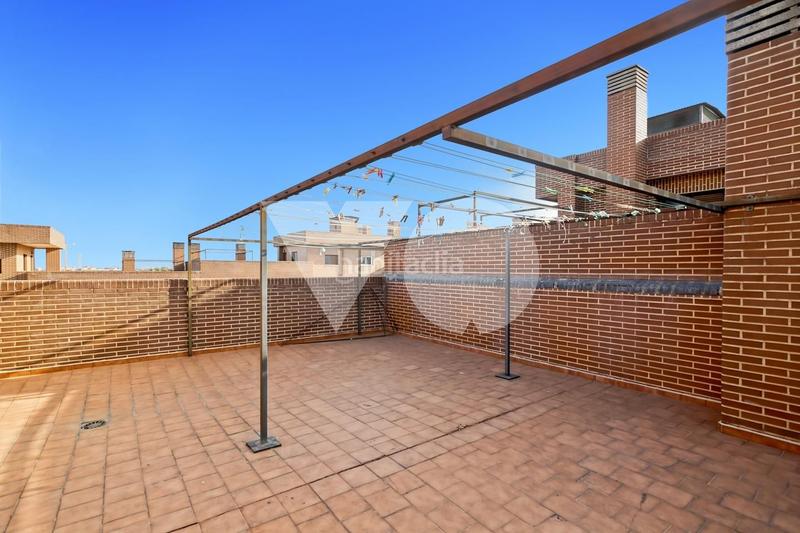 Foto 176f3a76-9d75-4ad6-805f-88c7208fb215. Pis amb calefacció aparcament piscina a Salvador Madrid