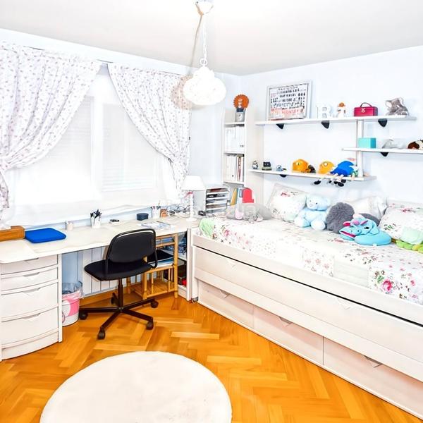 Foto 79ceb113-452c-47eb-9837-28d88fcc3db9. Pis amb calefacció aparcament piscina a Salvador Madrid