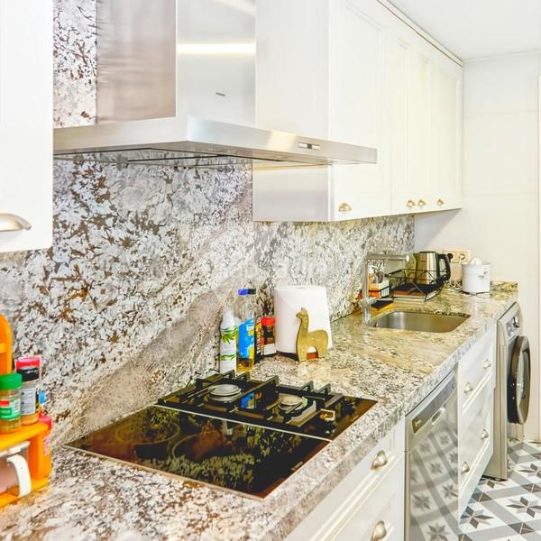 Foto 8fc5cac3-48c2-4f93-be38-9f96c35409e4. Pis amb calefacció aparcament piscina a Salvador Madrid