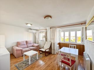 Etagenwohnung in Simancas. Piso en venta en simancas, san blas, madrid