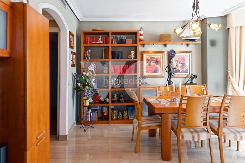 Foto 5248d8a2-c605-481b-bb18-246675b254a7. Appartement avec chauffage parking piscine dans Simancas Madrid