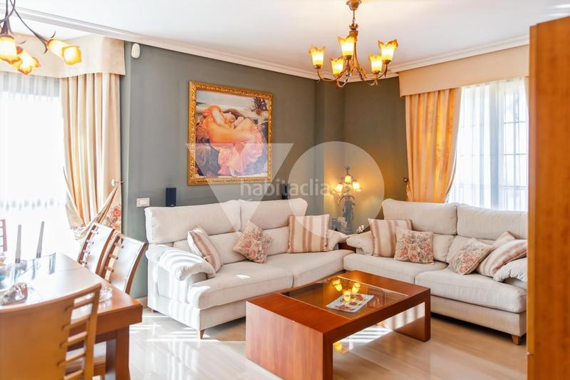 Foto 7f88f9fe-0412-43e5-9b60-77cac0c1631b. Appartement avec chauffage parking piscine dans Simancas Madrid