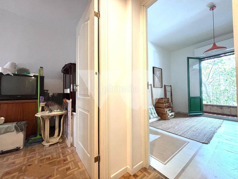 Foto b1a31d39-384c-424a-9c15-d7ad1b9cbc8a. Flat with heating in Salvador Madrid